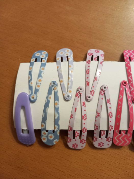18 szt. Mini spinki do włosów