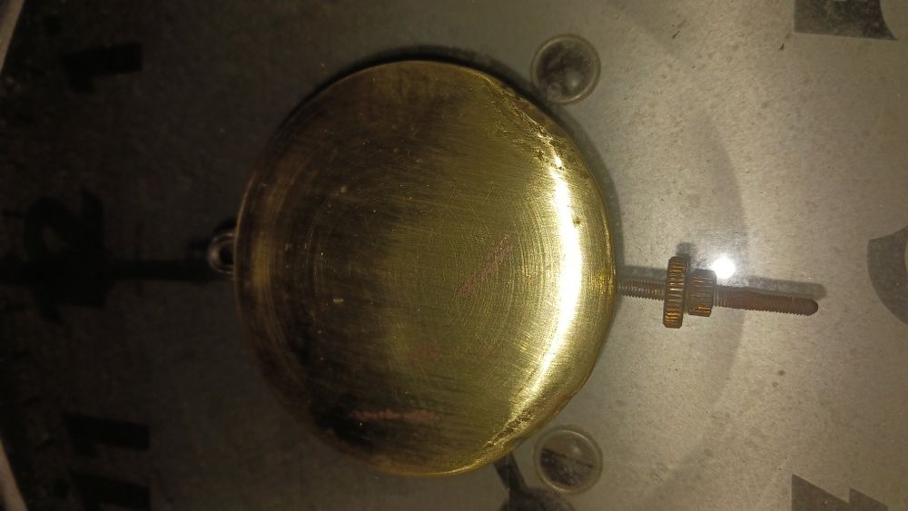 Relogio de parede em bom estado de conservação.