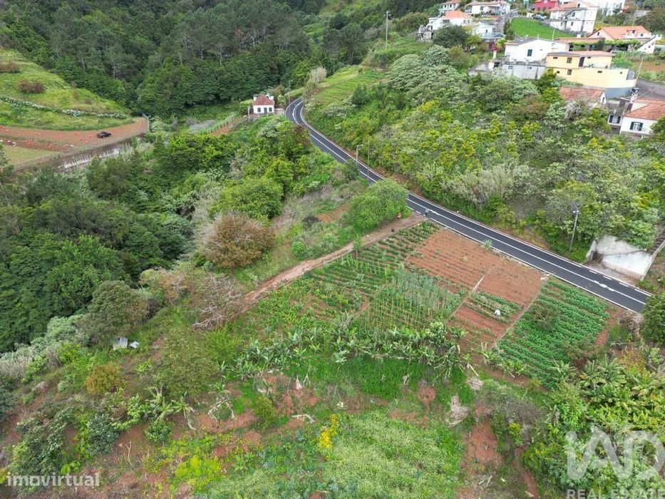 Terreno em Arco de São Jorge de 6820,00 m2