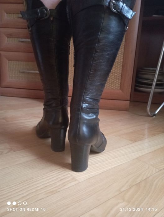 Продам чоботи димісизонні