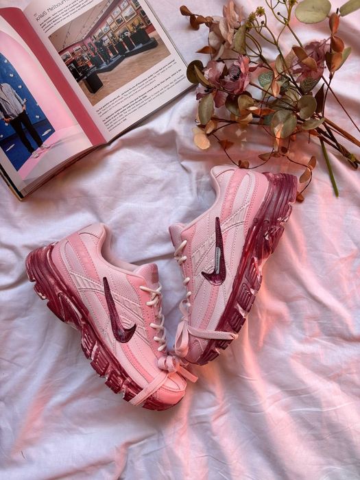 Nike Initiator Custom Pink