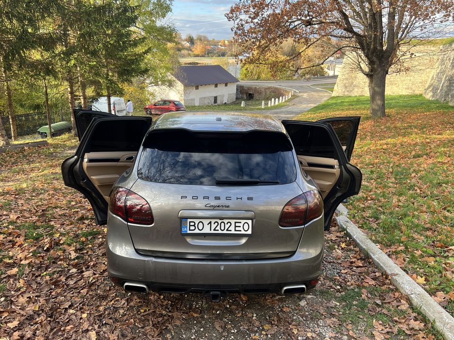 Porshe Cayenne2012