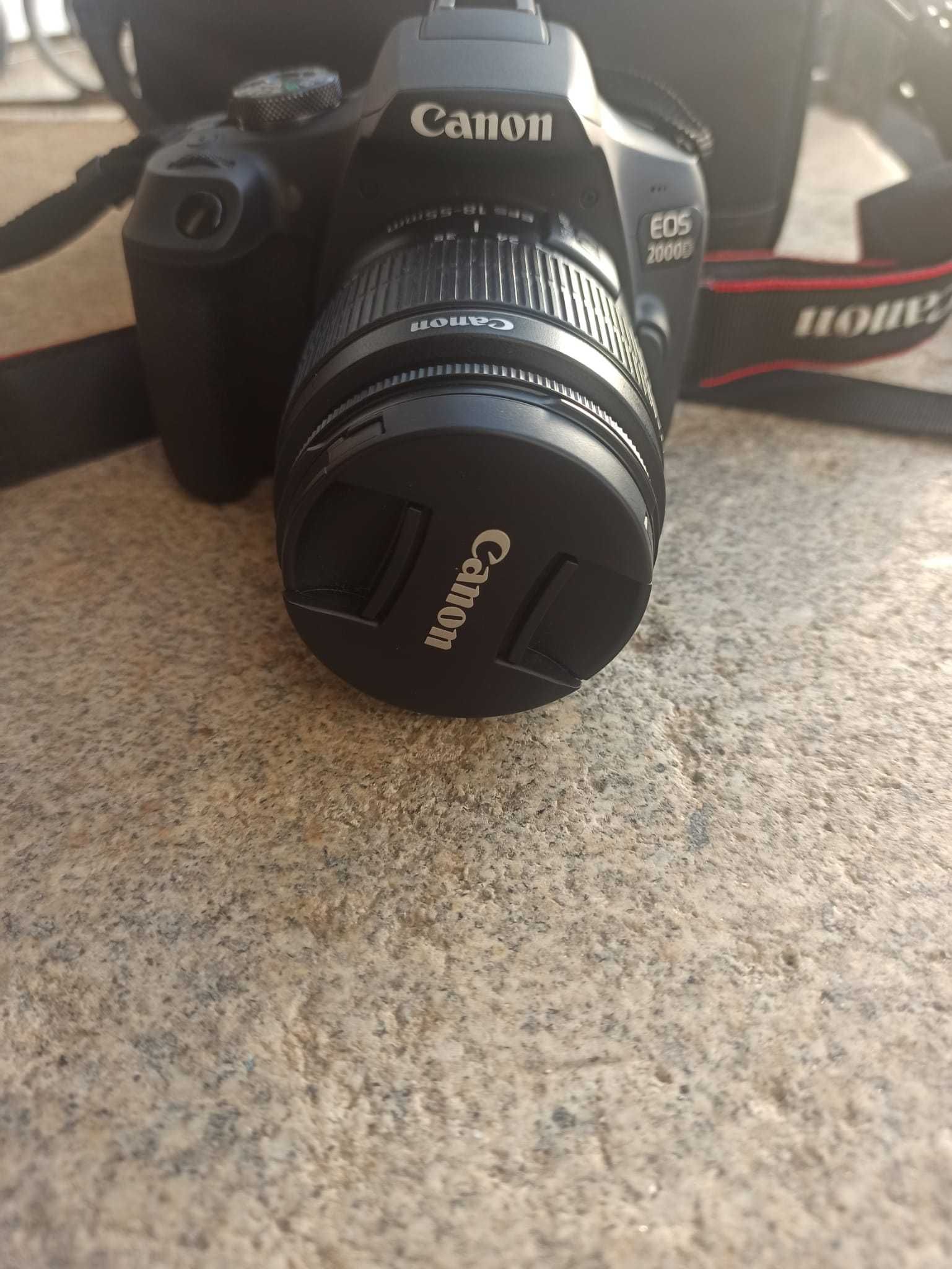 Máquina Fotográfica Canon EOS 2000D