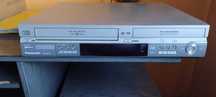 Magnetowid plus DVD sprzedam