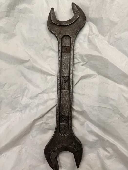 Ключи гаечные старые