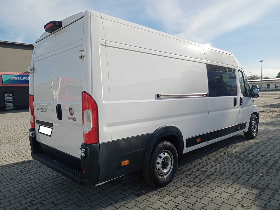 Wynajem busa Fiat Ducato Brygadówka 7 osobowa/ 2020r/160KM