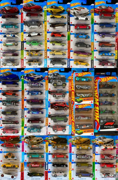 Hot Wheels розпродаж колекції. Діорами, органайзер, чохол, машинки.