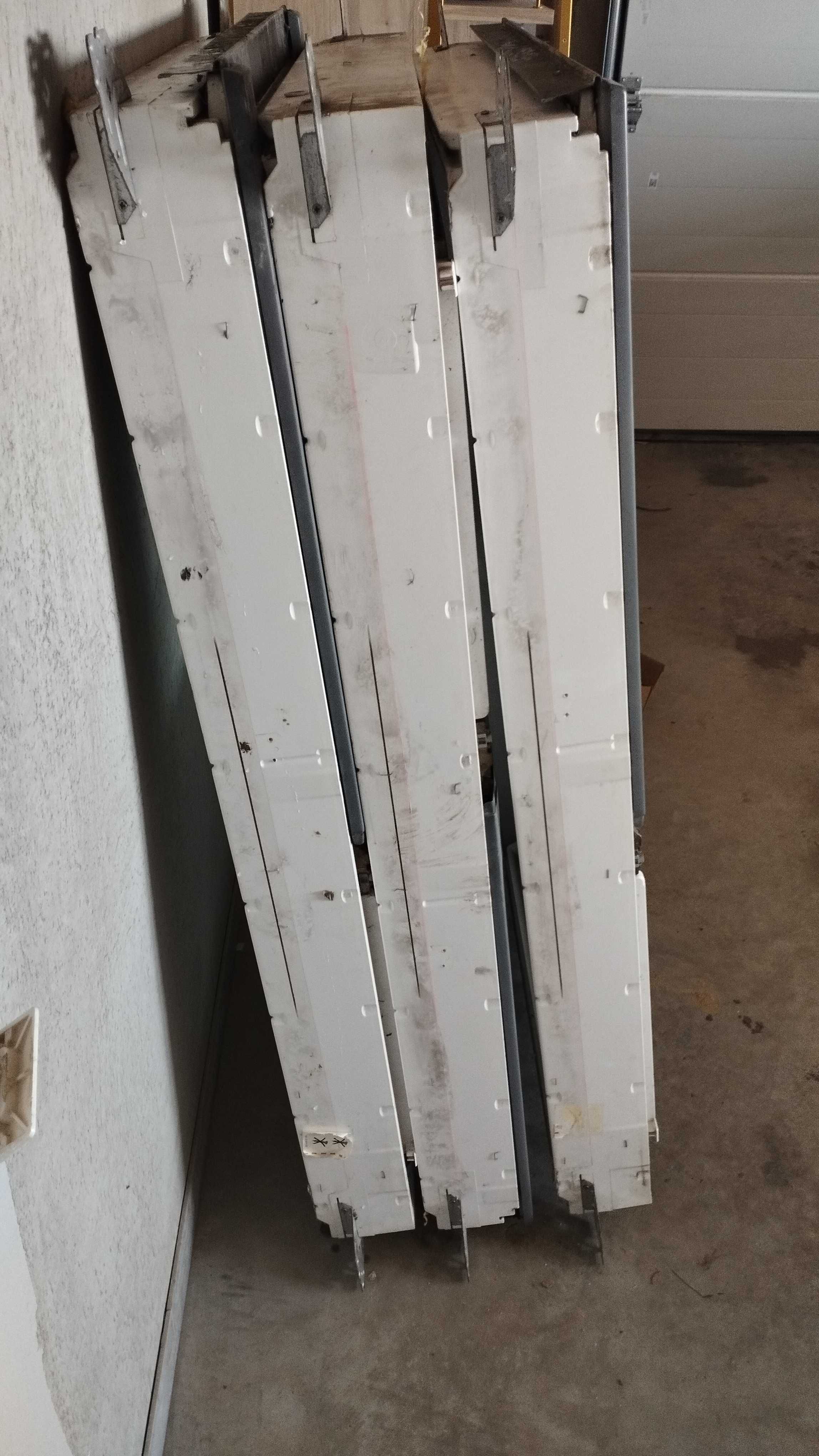 3x plastikowy Velux GGU 78x140 z obróbkami