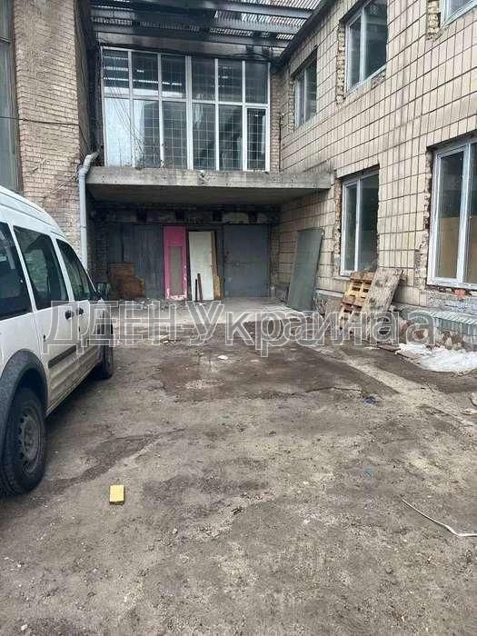 Помещения свободного назначения 2000 кв. м.