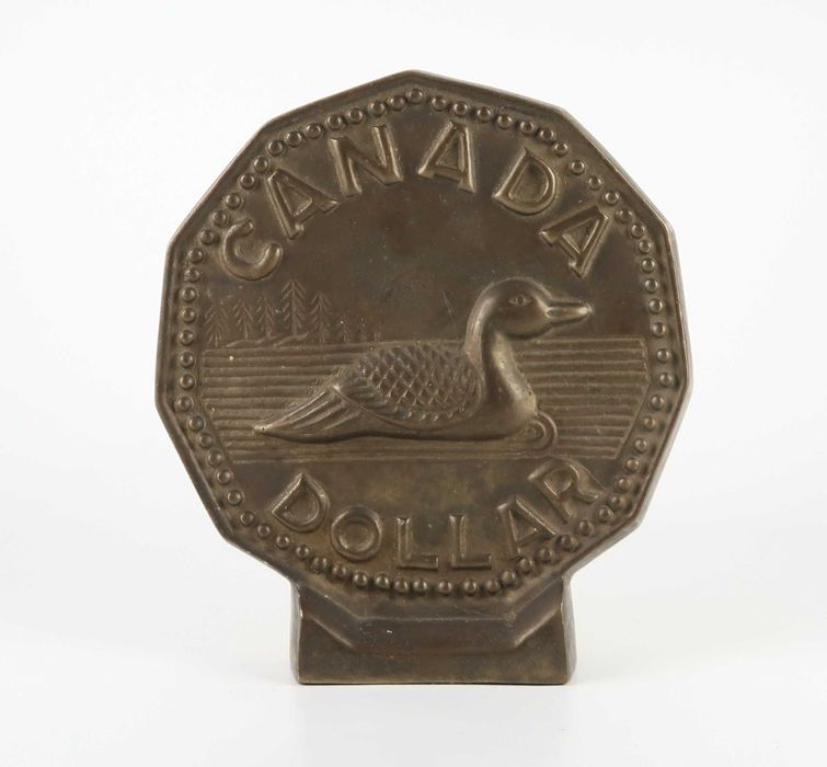 Antigo Mealheiro em latão - CANADA DOLLAR