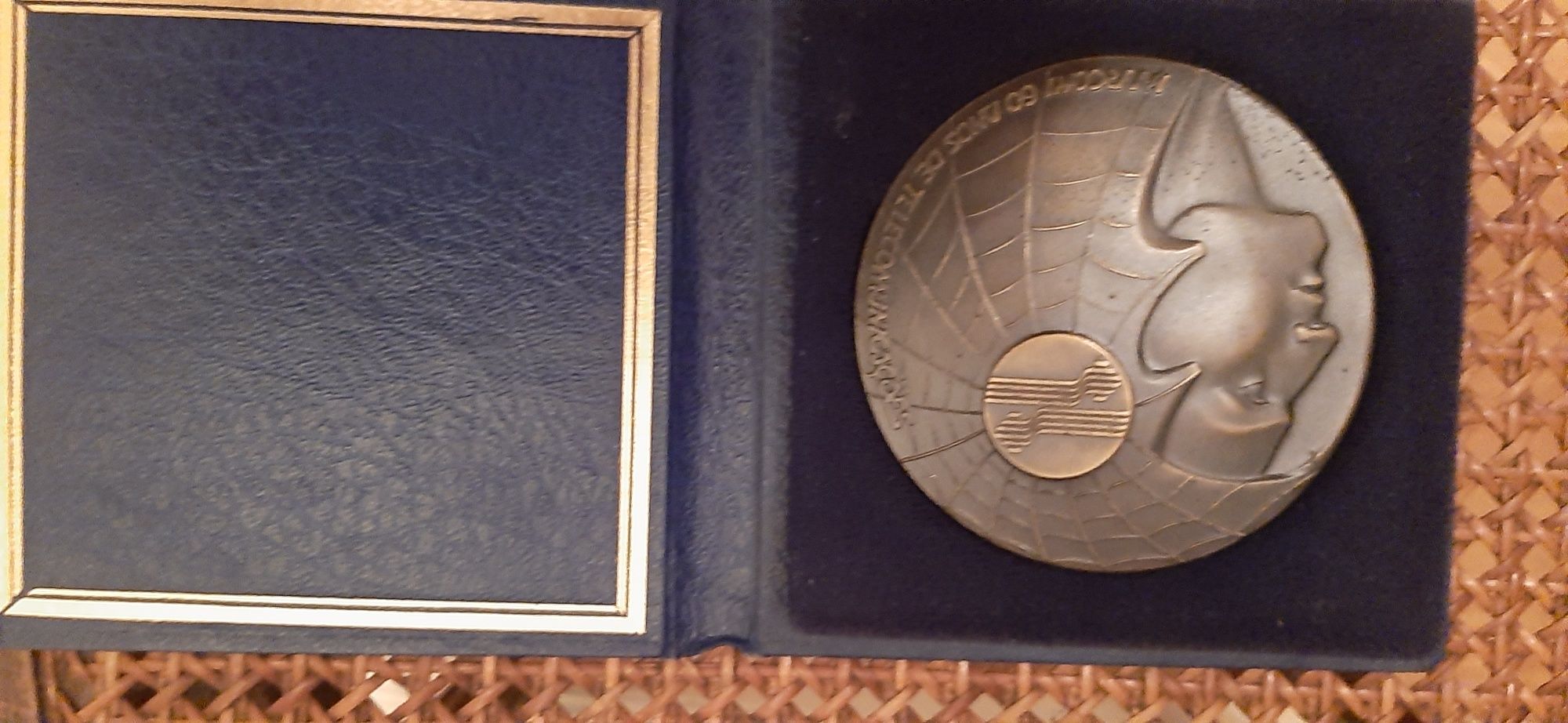 Medalhas comemorativas em bronze