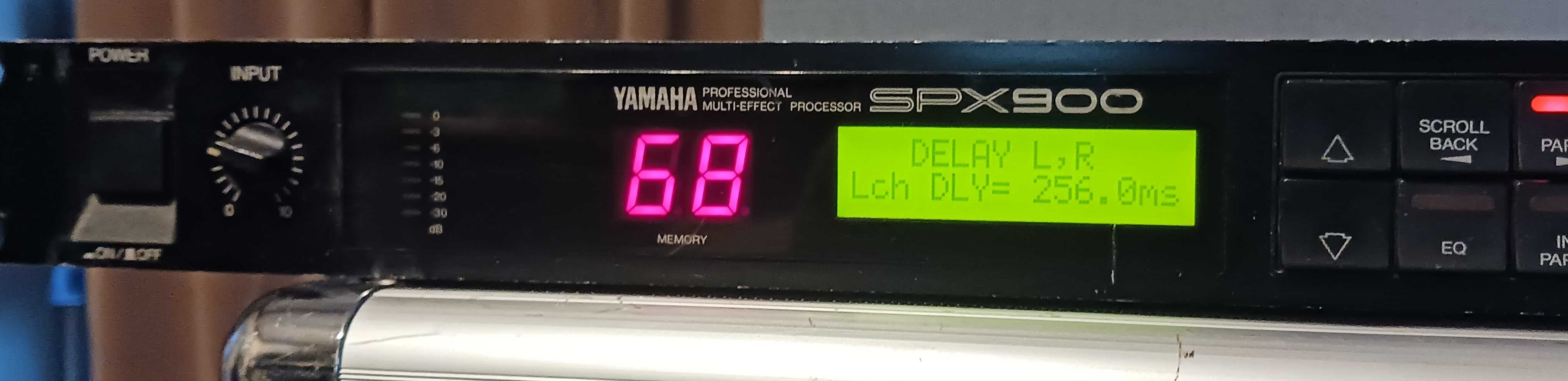 YAMAHA SPX 900 .Procesor, multiefekt. Reverb,delay,chorus.