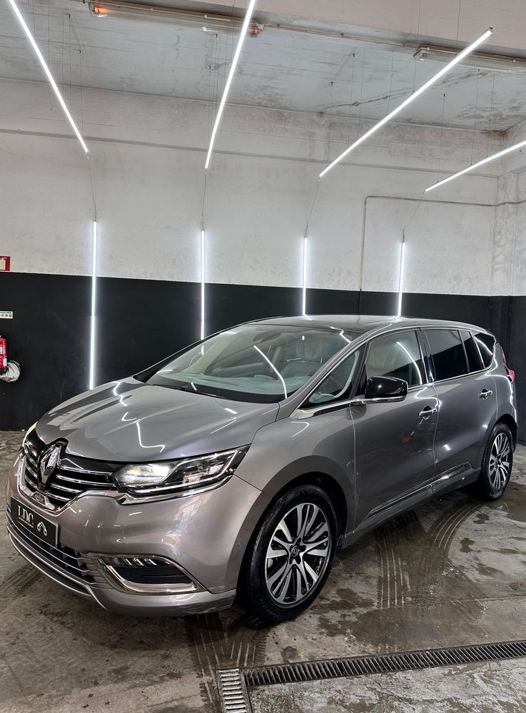 Renault space initial paris