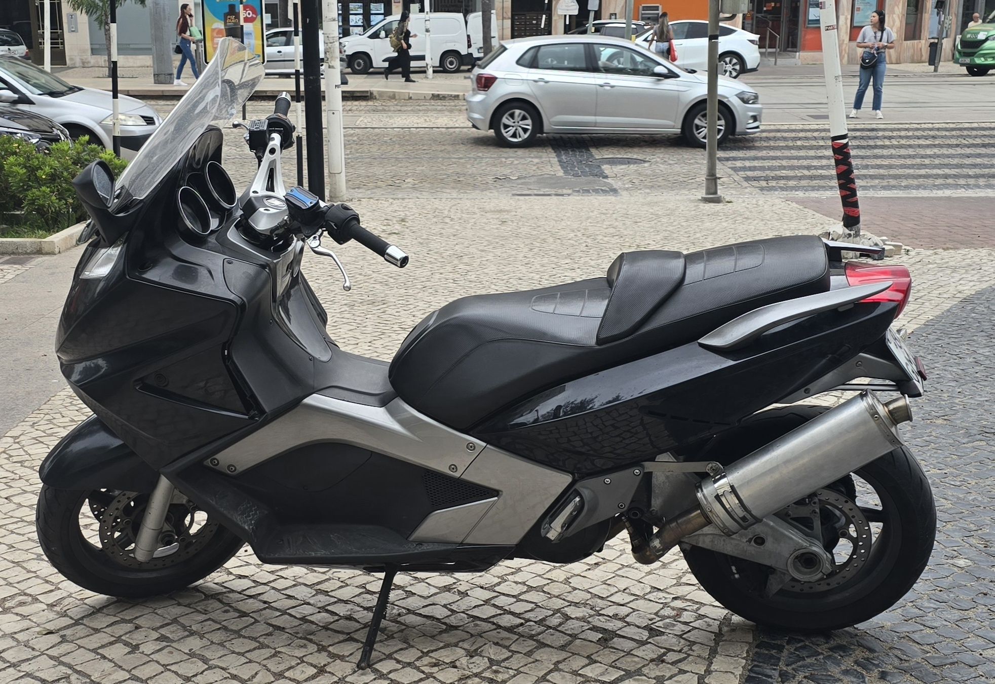 Gilera GP800 (Piaggio)