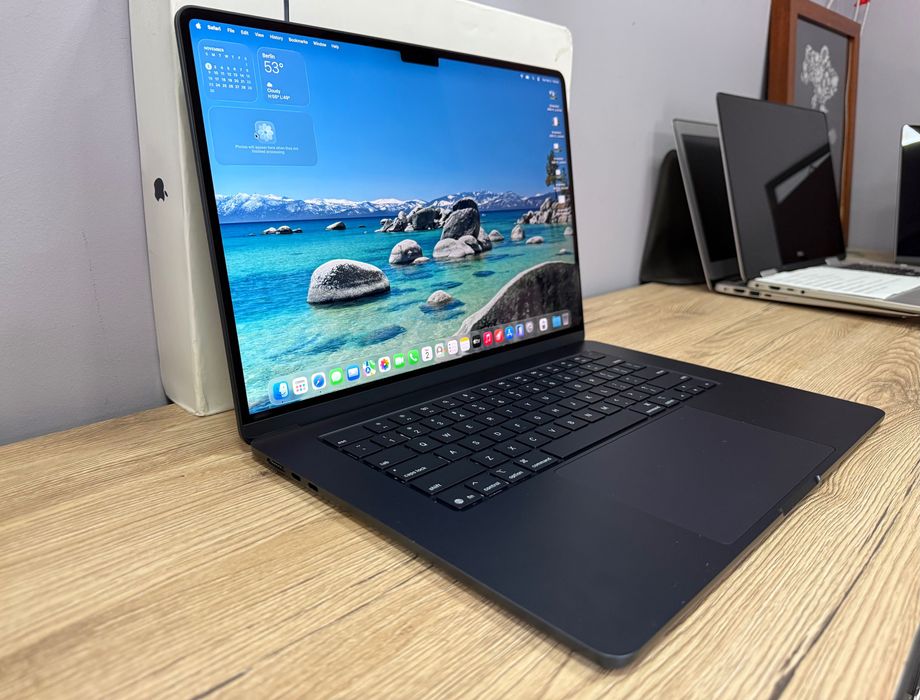 MacBook AIR 15 M4/10 CPU/ 10 GPU/ 24 ram/ 512 Midnight
