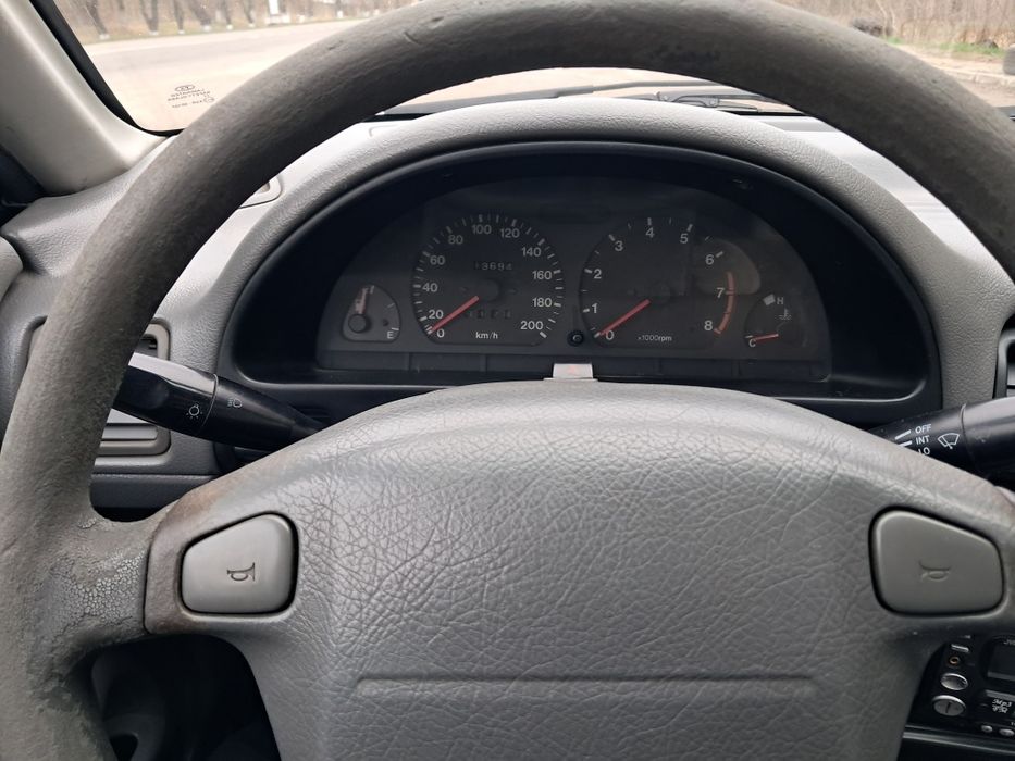 Продам машину suzuki swift