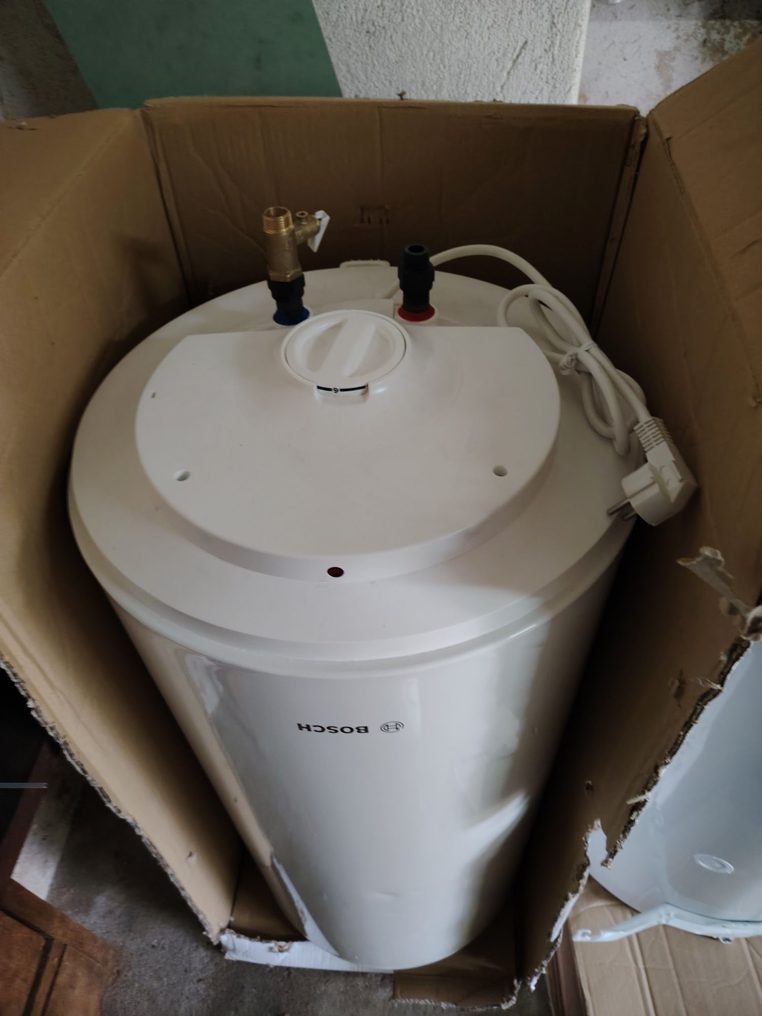 Termoacumulador 150 l e 100 l