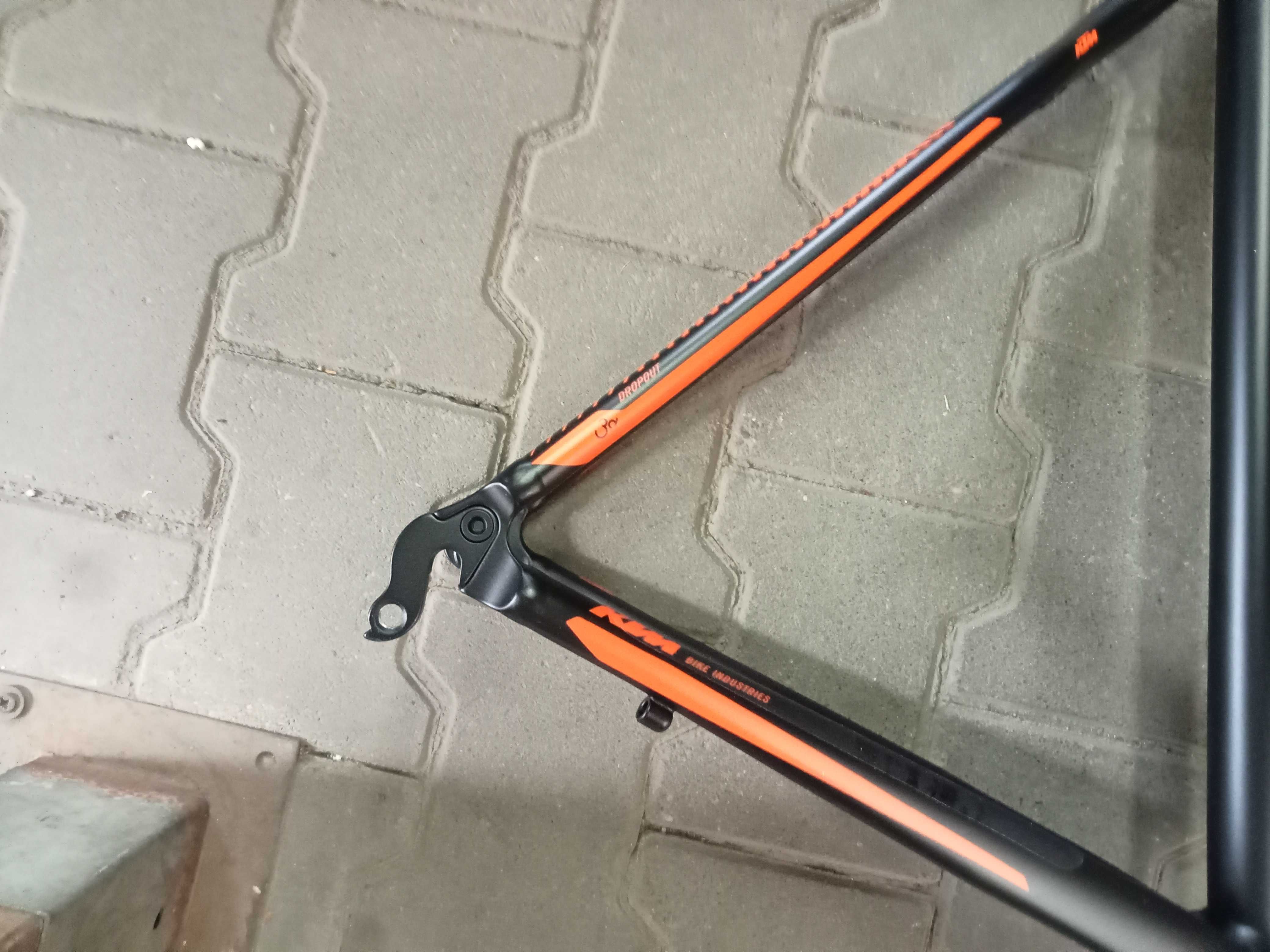 nowa rama szosowa ktm strada 800,wielkość 57 cm