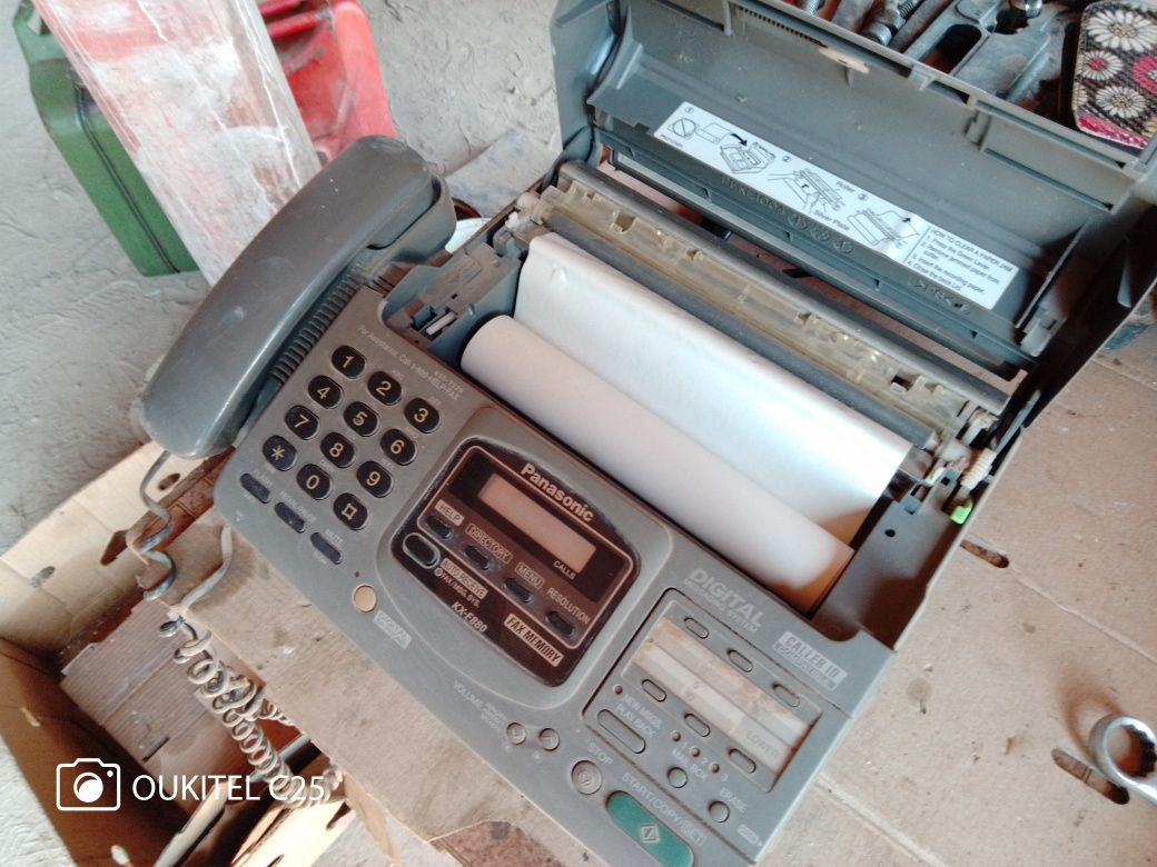 Телефон-факс Panasonic KX-F880