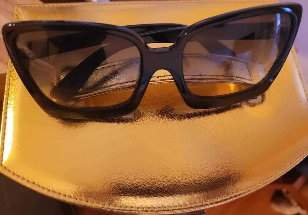 Óculos de sol Tom Ford femininos.