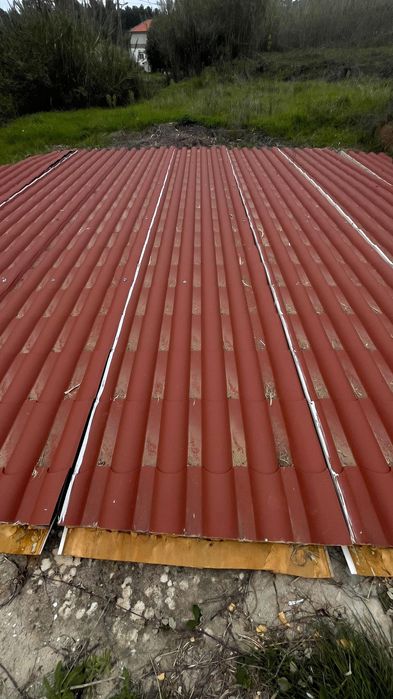 Painéis telha 60 mm 8004T