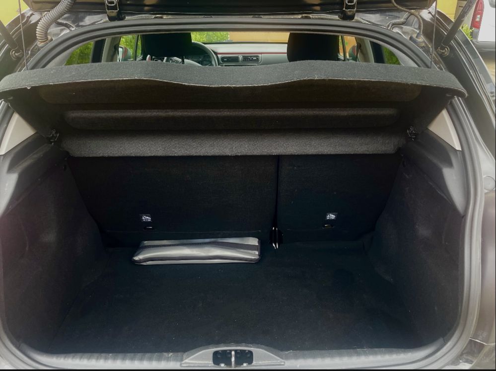 Citroen c3 1.2 de 2022 como novo