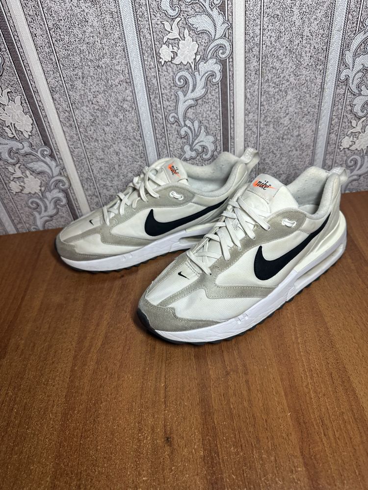 Оригінал ! Кросівки NIKE Air Max Dawn , розмір 45 (29 см)