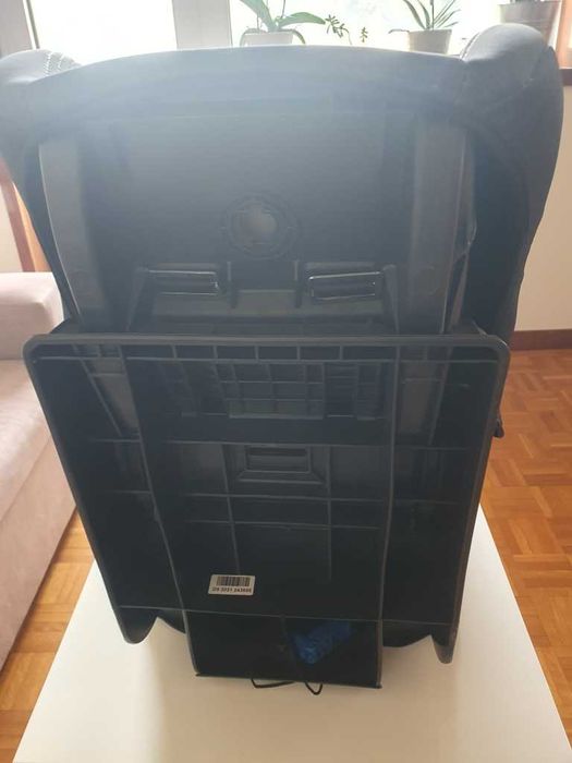 Cadeira de criança para carro, como nova. Marca TEX