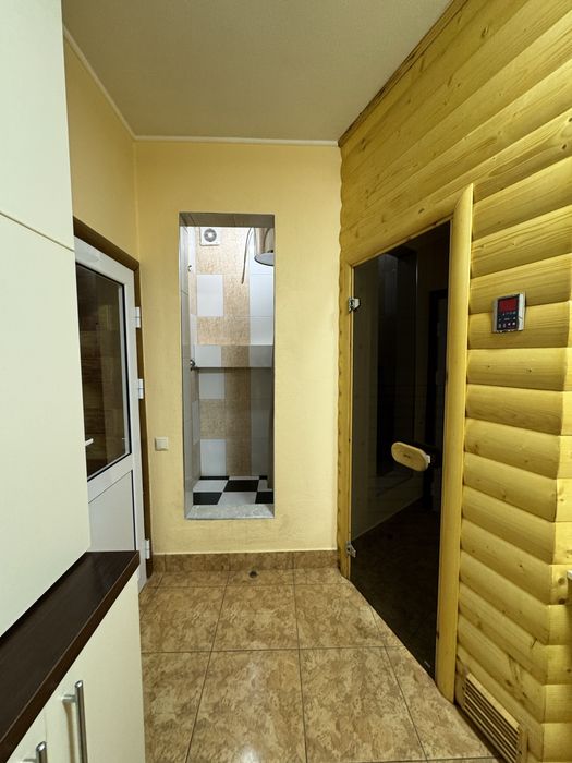 Продаж квартири  з сауною