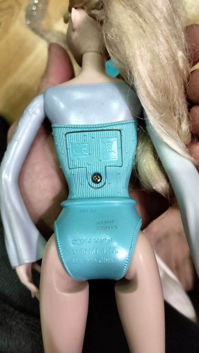 Lalka Elza strzelajaca Mattel tort gratis Barbie syrenka