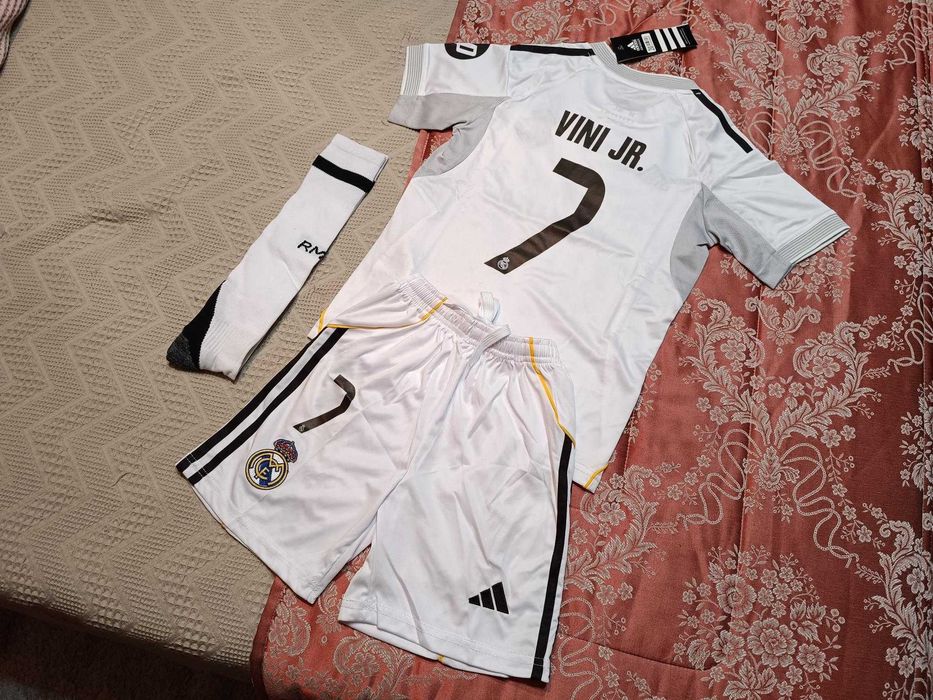 Camisola Criança Vini JR. Vinicius Equipamento Real Madrid | NOVO