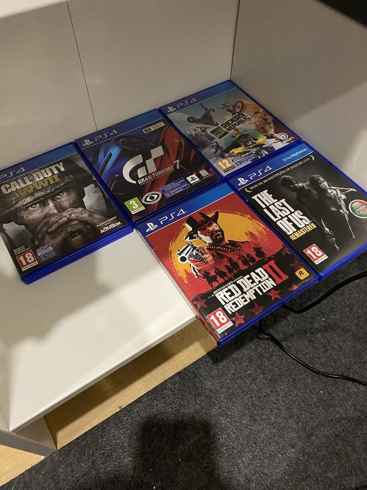 Playstation 4 1 T com simulador de corrida + jogos