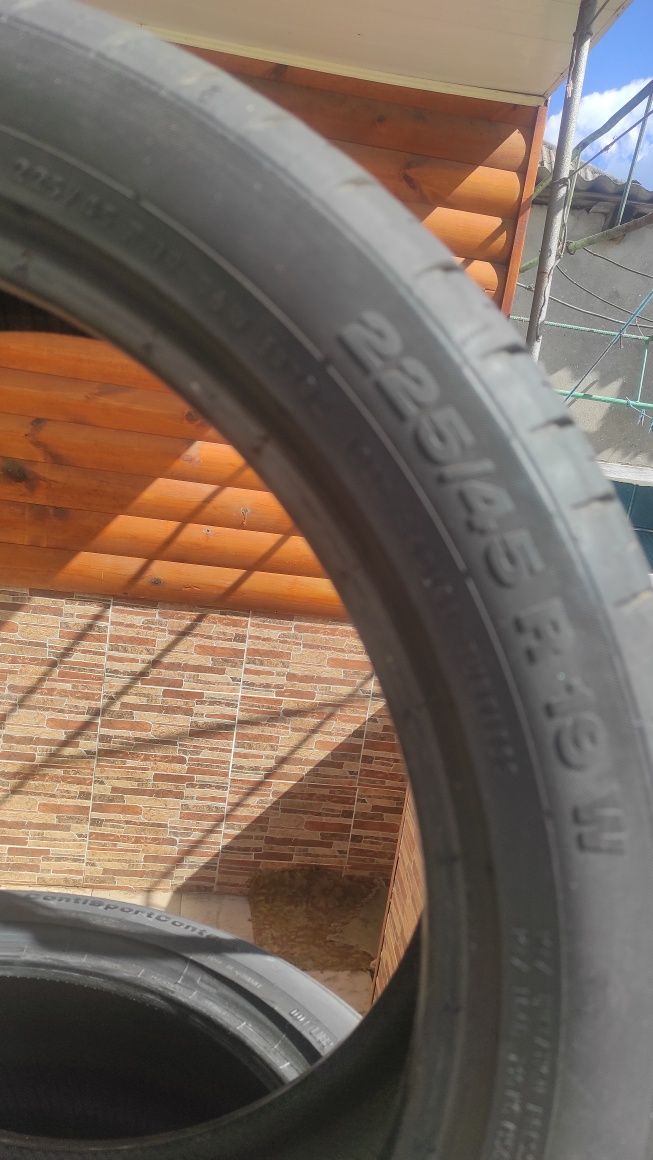 Шини continental 225/45 r19