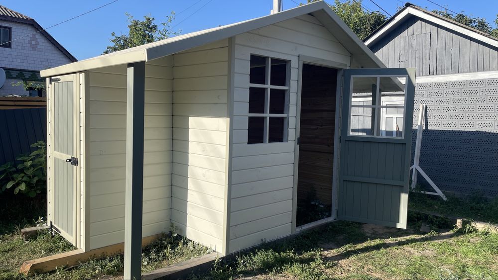 Гозподарскі будинки, сарай, хоз блок