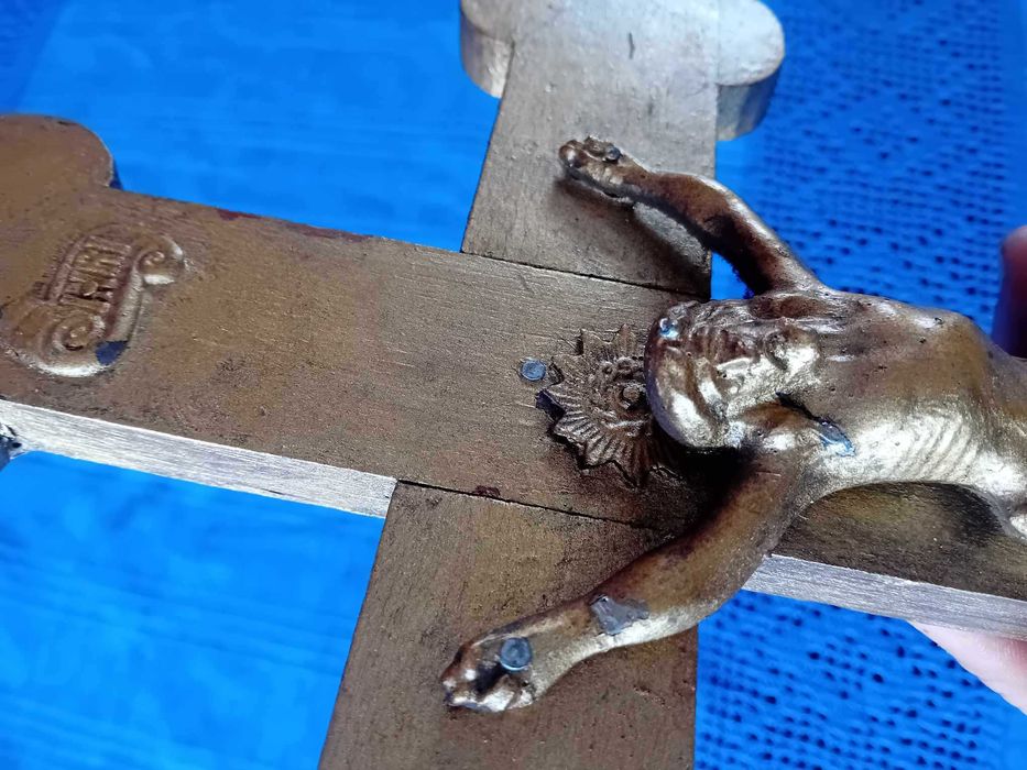 Przedwojenny drewniany krzyż krucyfiks duży pięknie wykonany !