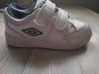 Buty sportowe dziecięce, adidasy Umbro, r24