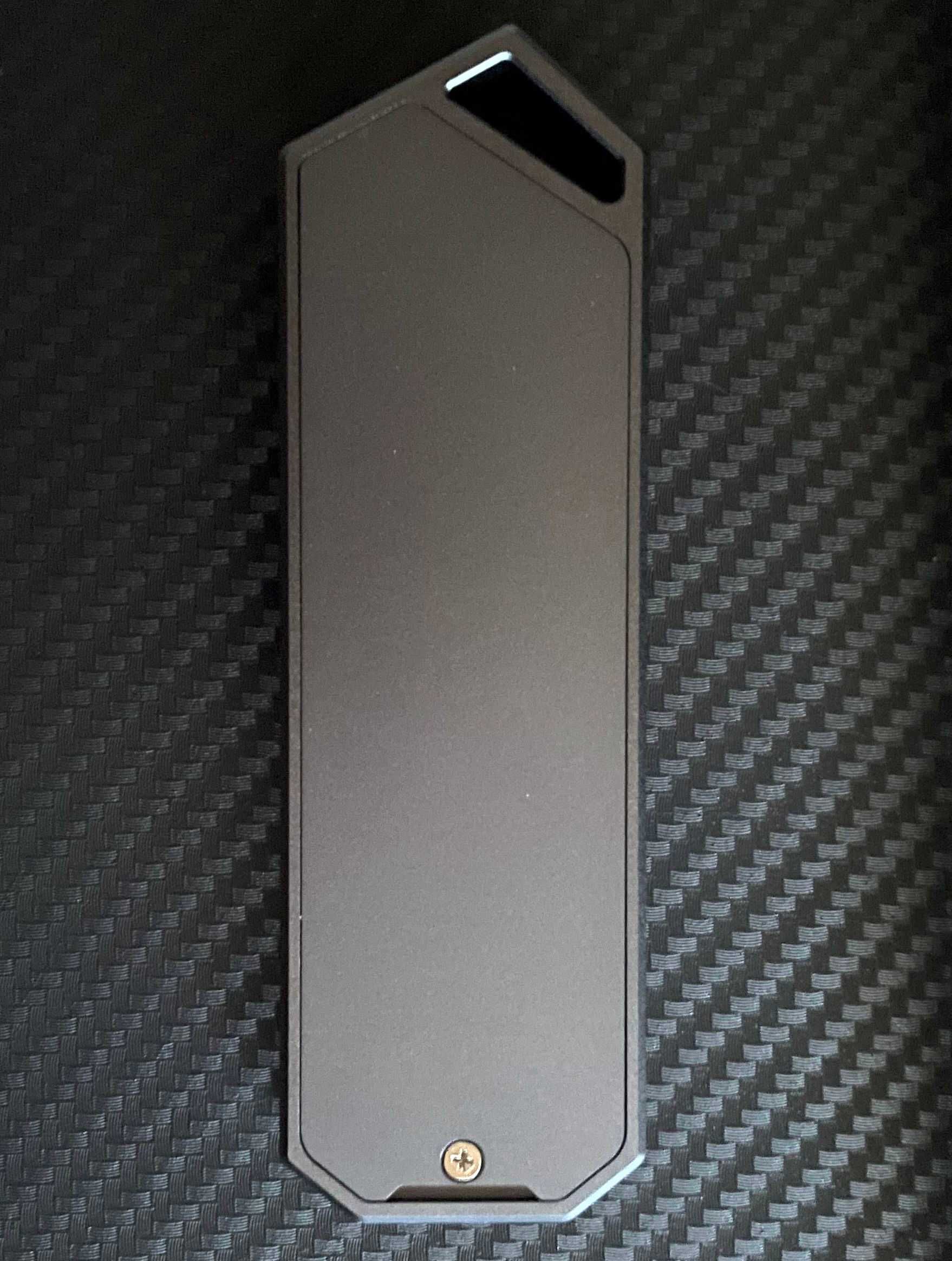 Obudowa dysku SSD M.2 NVMe USB-C 3.2 10Gbps LED