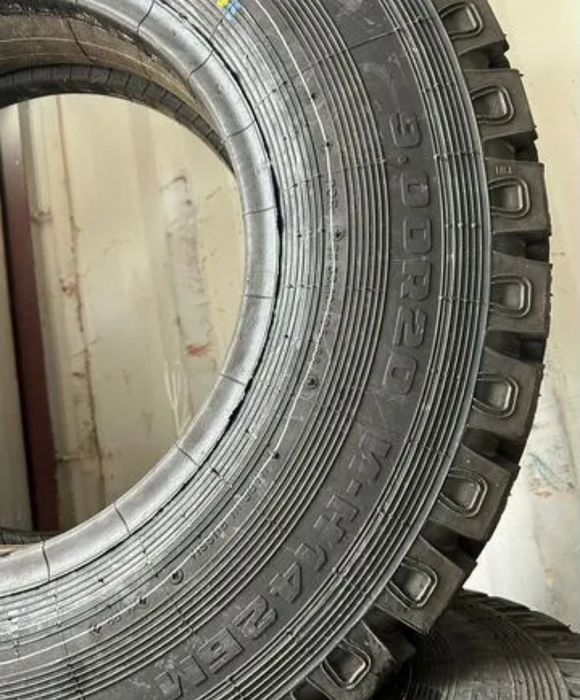 Шини кама 9.00 р 20