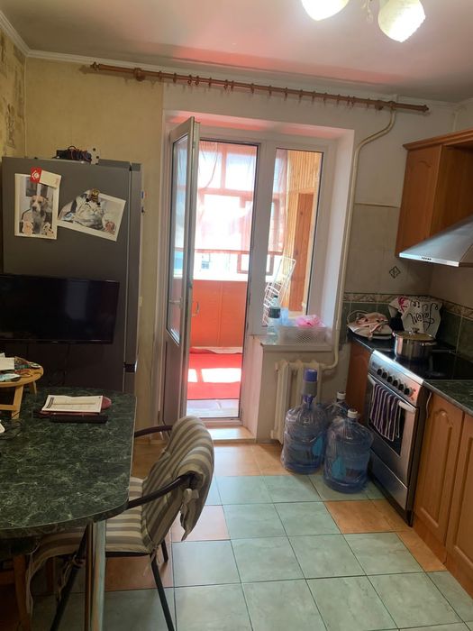 Продам 3кімнатну квартиру м. Житомир можна по спецкоштам