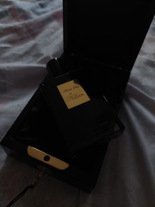 By Killian amber oud 2012