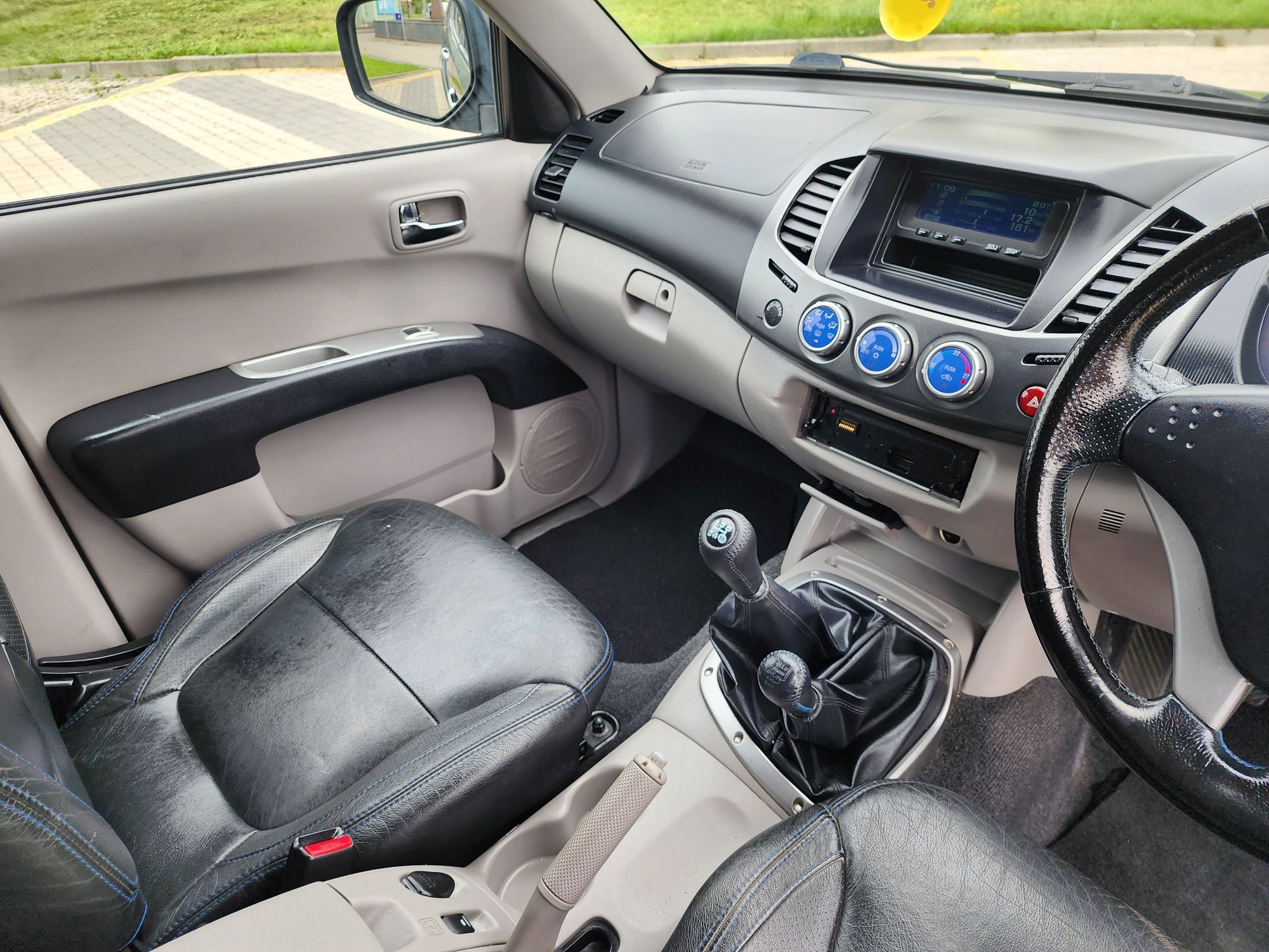 Mitsubishi L200 2009 рік ІДЕАЛ!