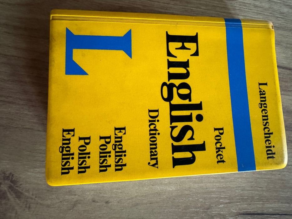 Kieszonkowy słownik polsko-angielski i angielsko-polski