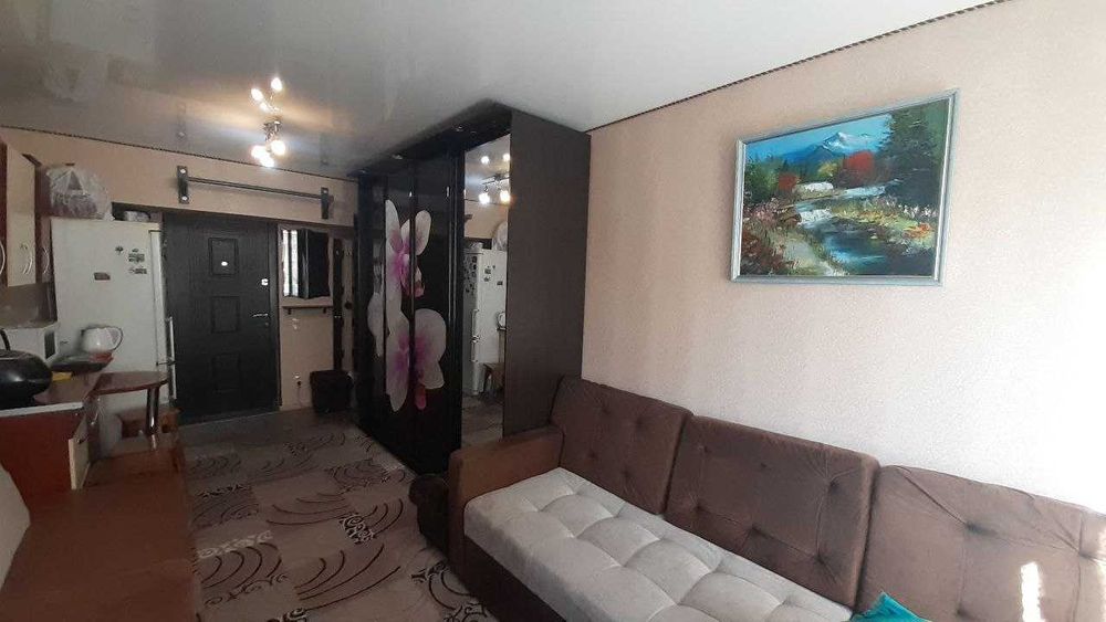 Продаж чудової кімнати на Митниці