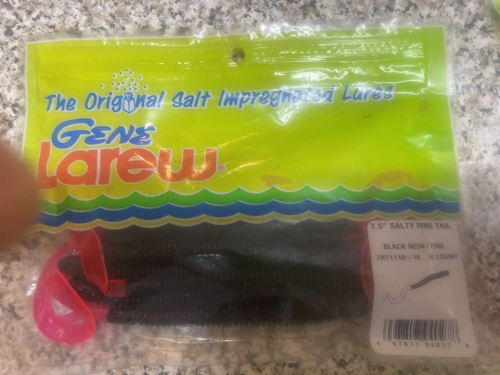 Embalagem de Amostras de pesca marca GENE LAREW mod ring tail