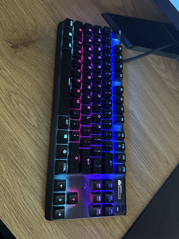 Teclado Apex Pro Tkl