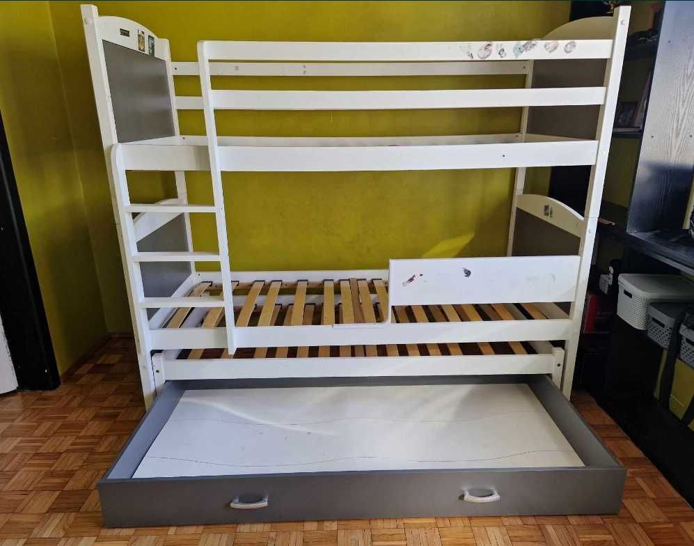 łóżko piętrowe dla dziecka z materacami - możliwy transport