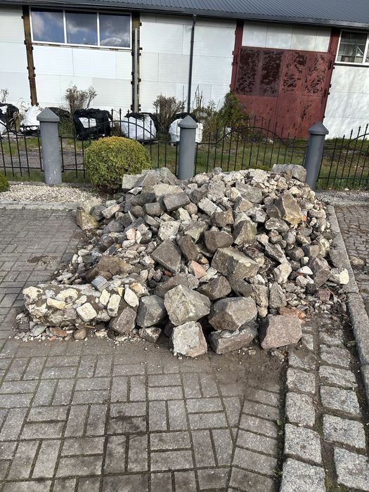 Oddam za darmo Kamień/gruz (odbiór własny)