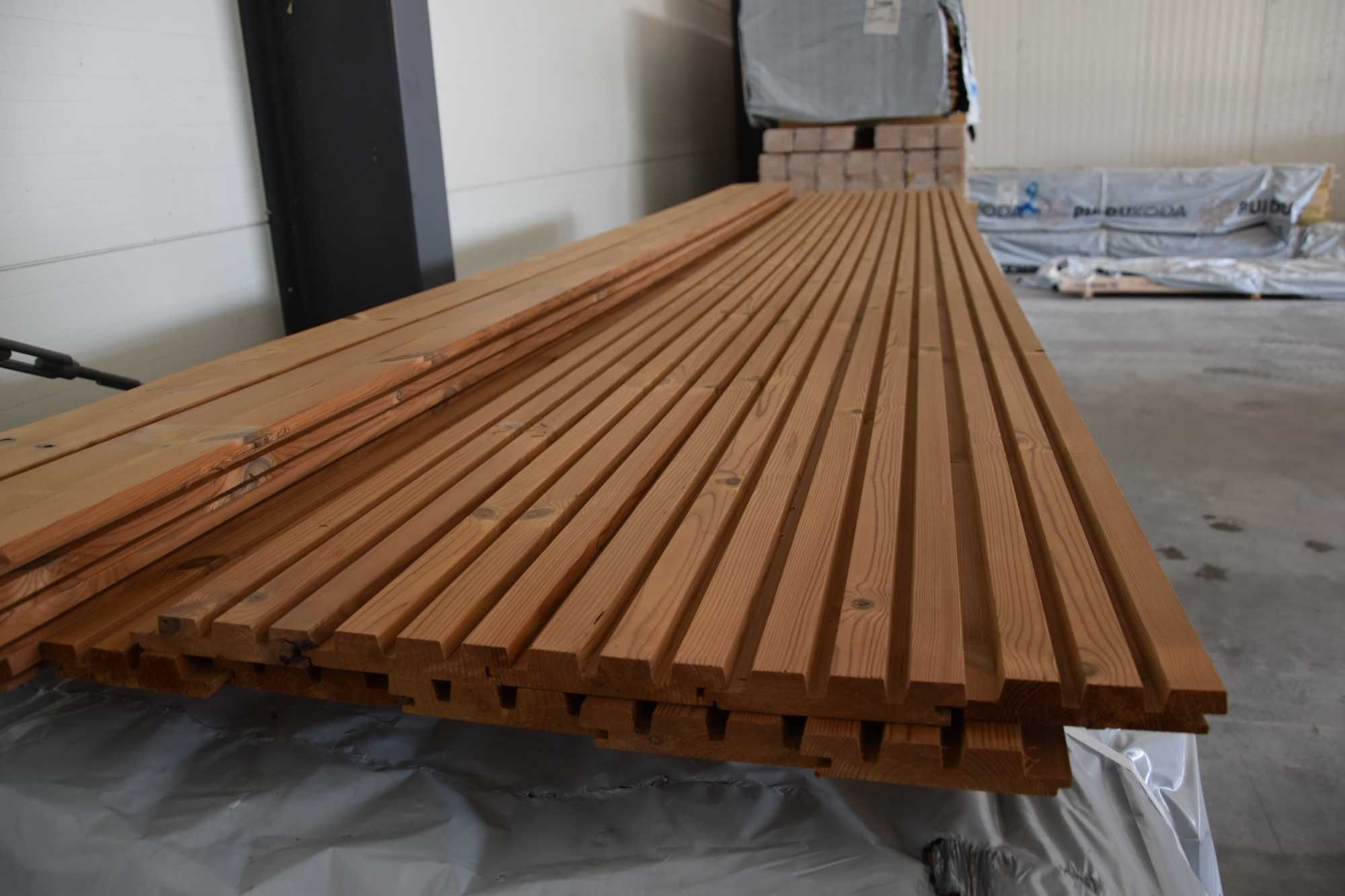 Deska elewacyjna UTK/3 26x140 sosna termo / szalówka / termososna