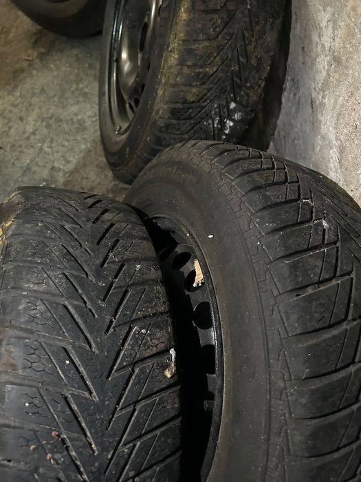 Opony zimowe z felga continental rozmiar 14
