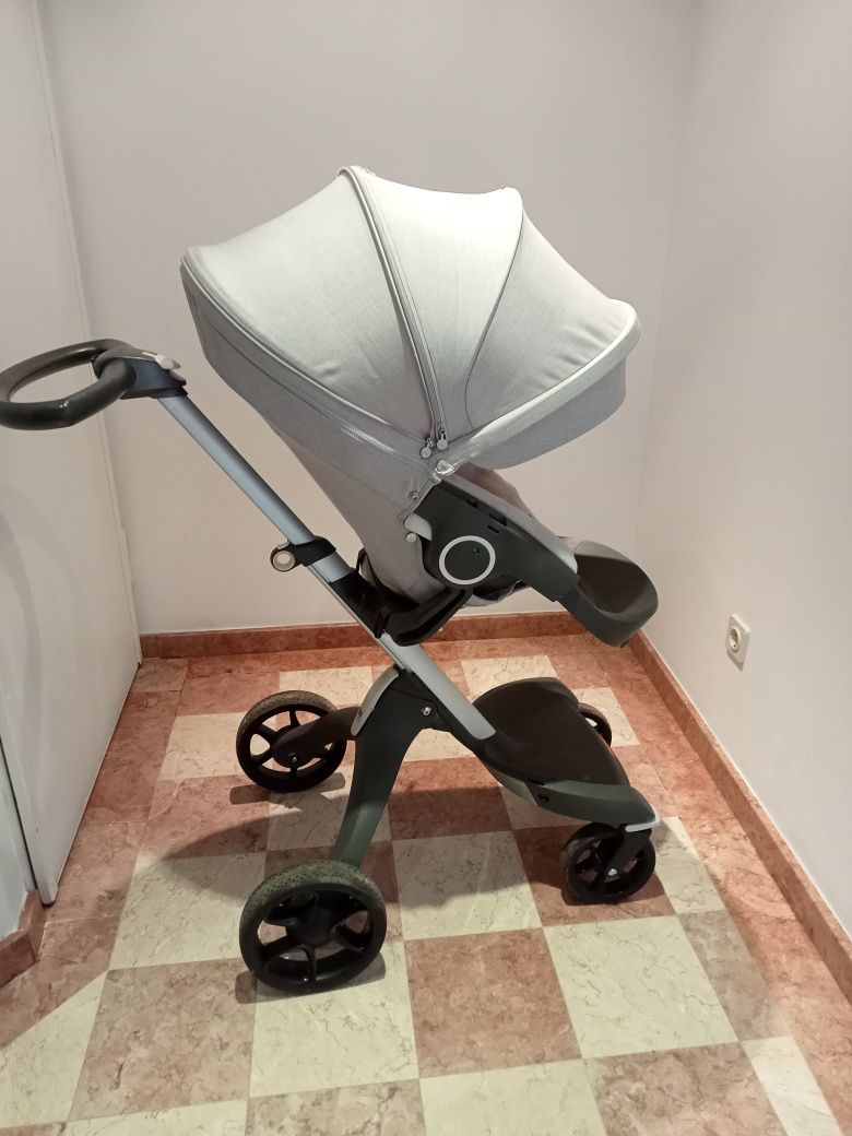 Carrinho bebe stokke